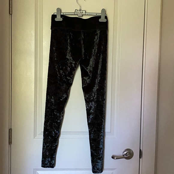 PINK Victoria’s Secret black polyester pants - Picture 2 of 2